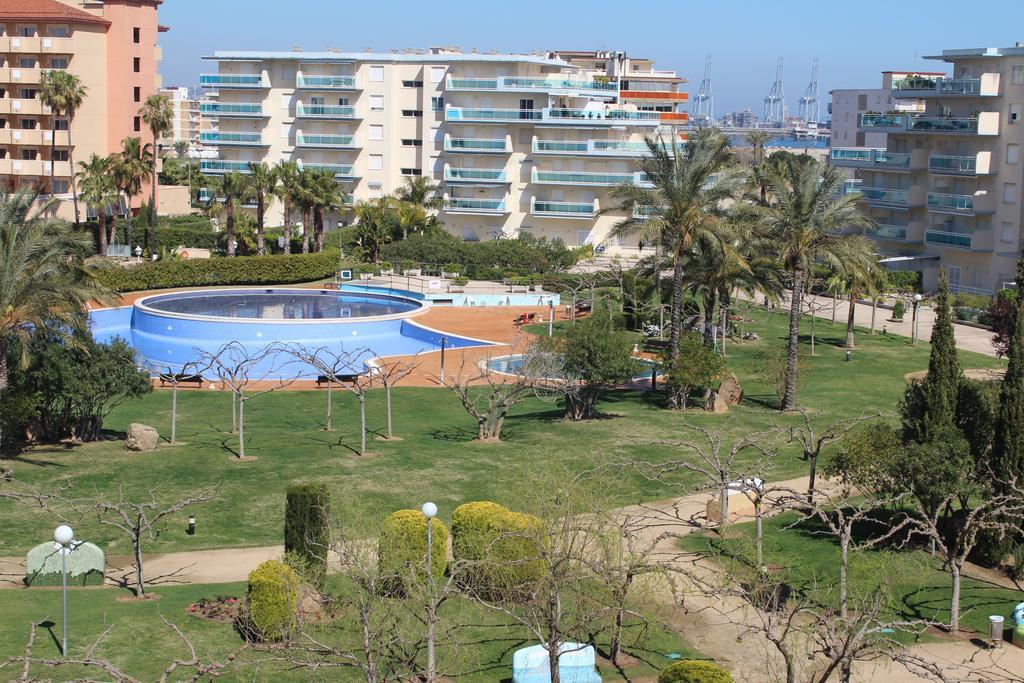 Los Juncos De Pineda Park Салоу Екстериор снимка