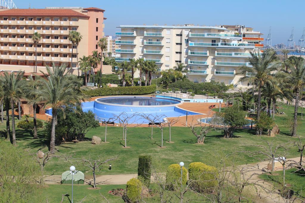 Los Juncos De Pineda Park Салоу Екстериор снимка