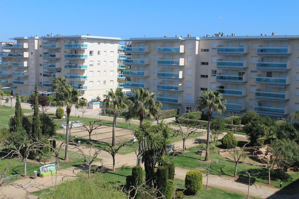 Los Juncos De Pineda Park Салоу Екстериор снимка