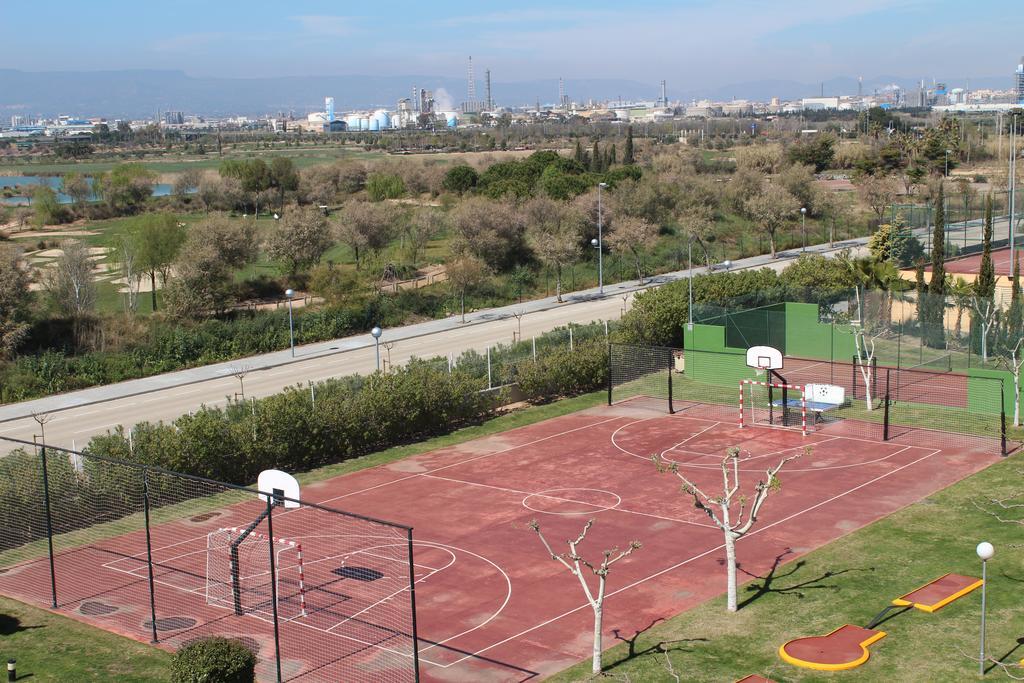 Los Juncos De Pineda Park Салоу Екстериор снимка